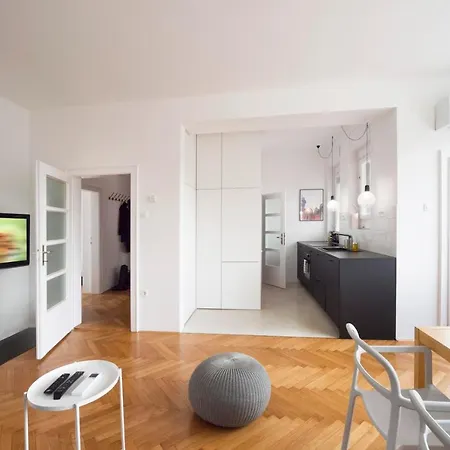 Levstikova Two-bedroom Apartman *