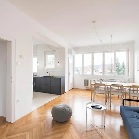Levstikova Two-bedroom Apartman Ljubljana